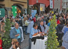 Blick in den VIP-Bereich, Photo PLOHE